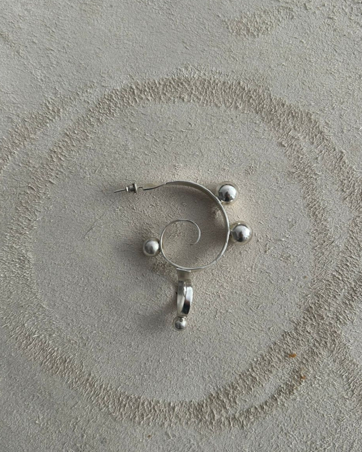 Mono Earring Equador